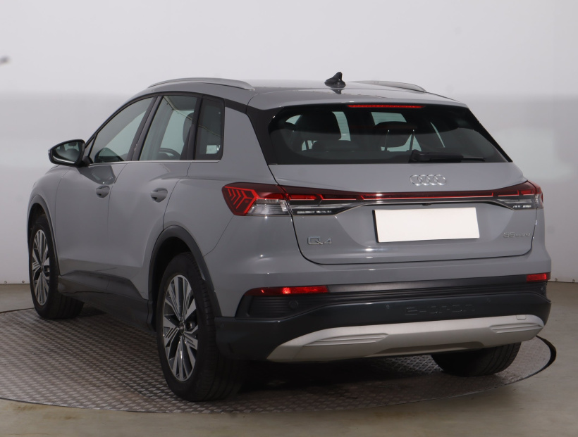 Audi Q4 e-tron, 2022