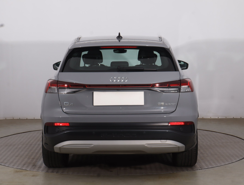 Audi Q4 e-tron, 2022