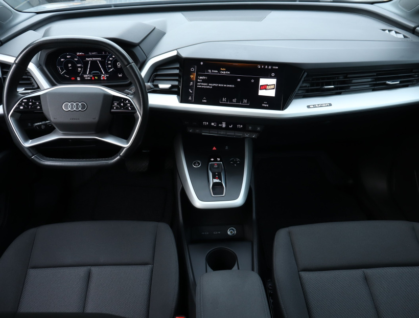 Audi Q4 e-tron, 2022
