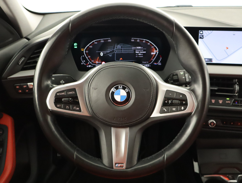 BMW 1, 2021