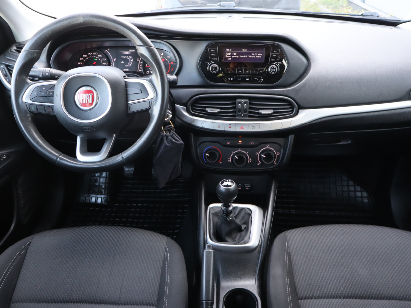 Fiat Tipo, 2017