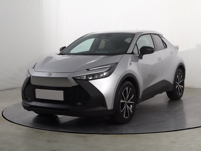 Toyota C-HR, 2024