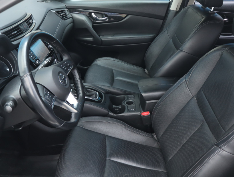 Nissan X-Trail, 2020