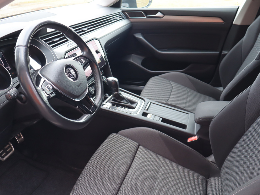 Volkswagen Arteon, 2017