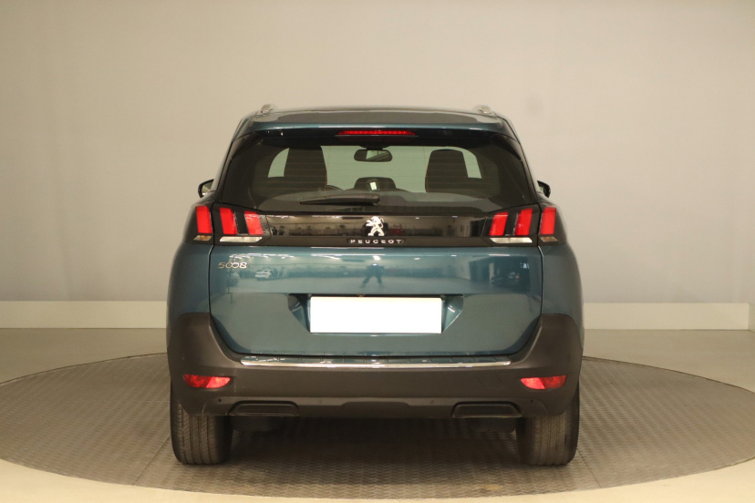 Peugeot 5008, 2019