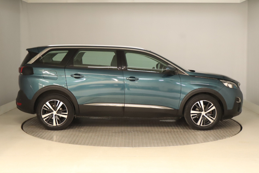 Peugeot 5008, 2019