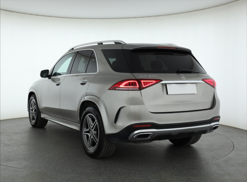 Mercedes-Benz GLE, 2022