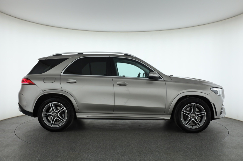 Mercedes-Benz GLE, 2022