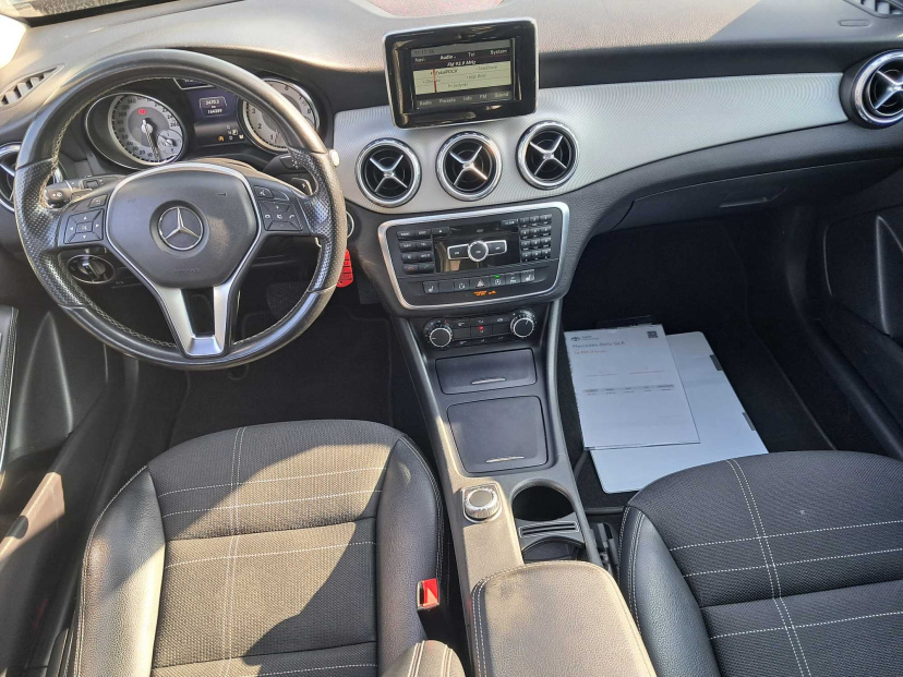 Mercedes-Benz GLA, 2015