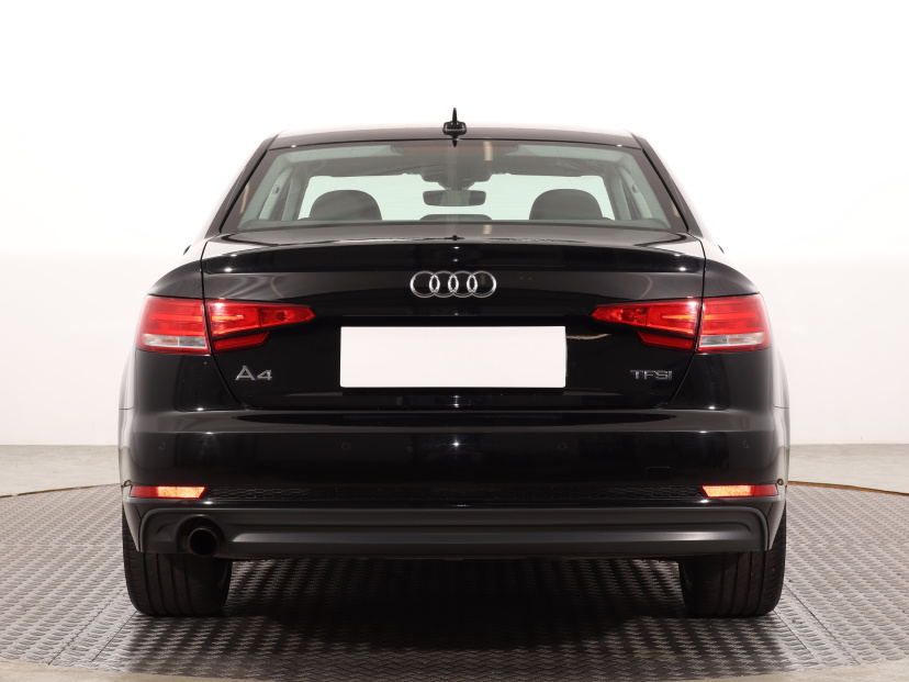 Audi A4, 2018