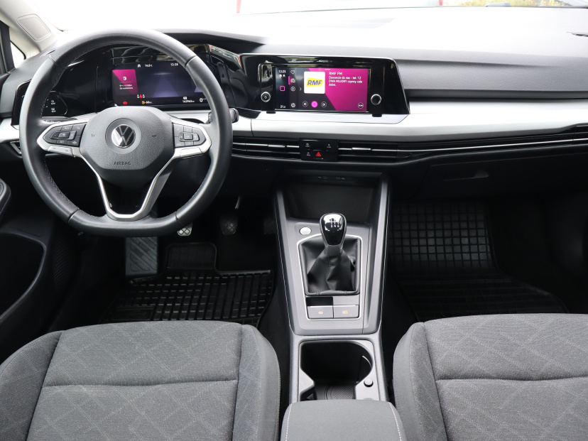 Volkswagen Golf, 2020