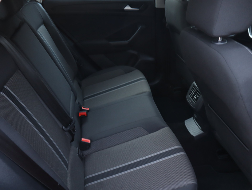 Volkswagen T-Roc, 2019