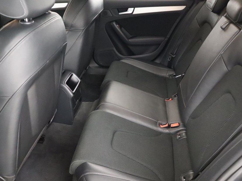 Audi A4, 2015
