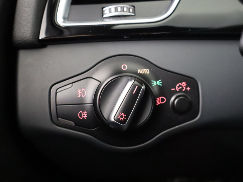 Audi A4, 2015