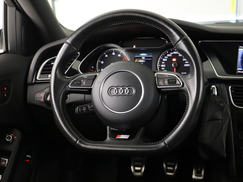 Audi A4, 2015