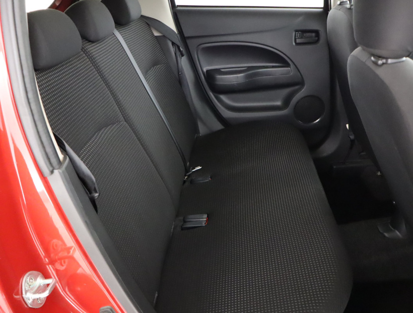 Mitsubishi Space Star, 2014
