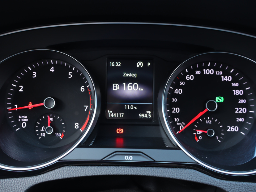 Volkswagen Passat, 2022