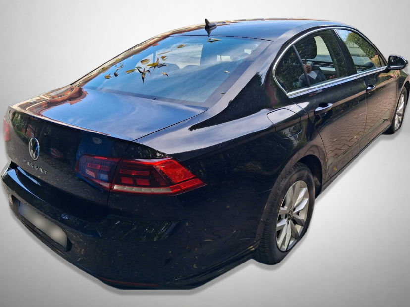 Volkswagen Passat, 2022