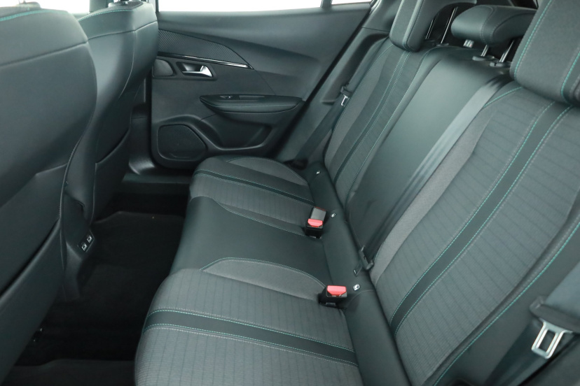 Peugeot 2008, 2021