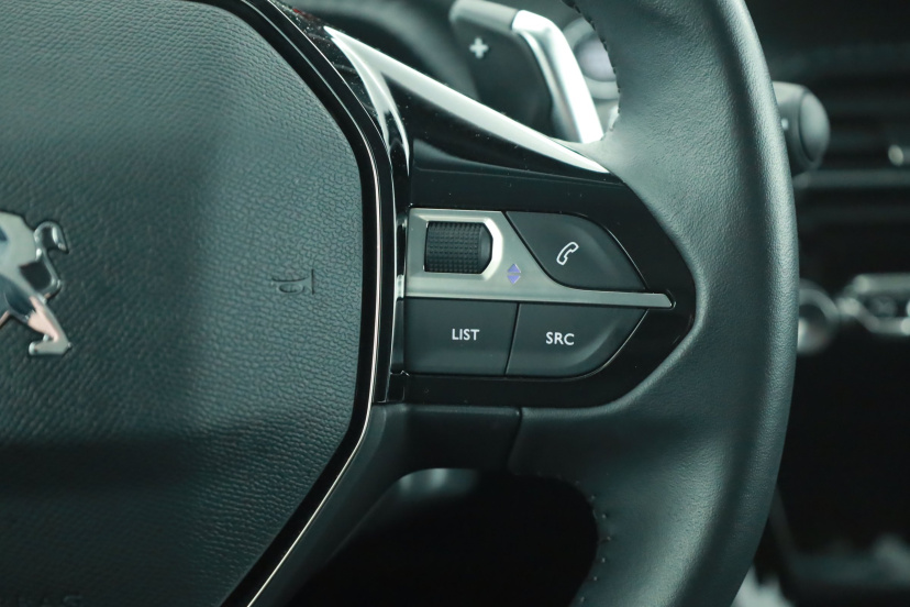 Peugeot 2008, 2021