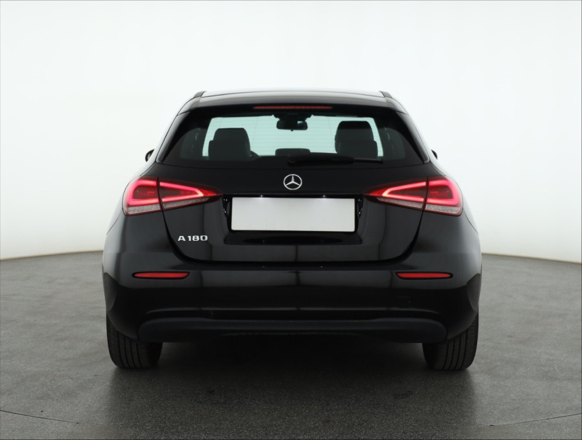 Mercedes-Benz A, 2020