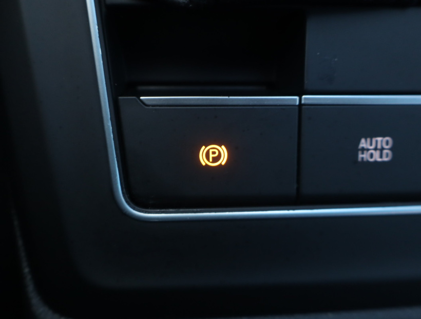 Volkswagen Golf, 2021