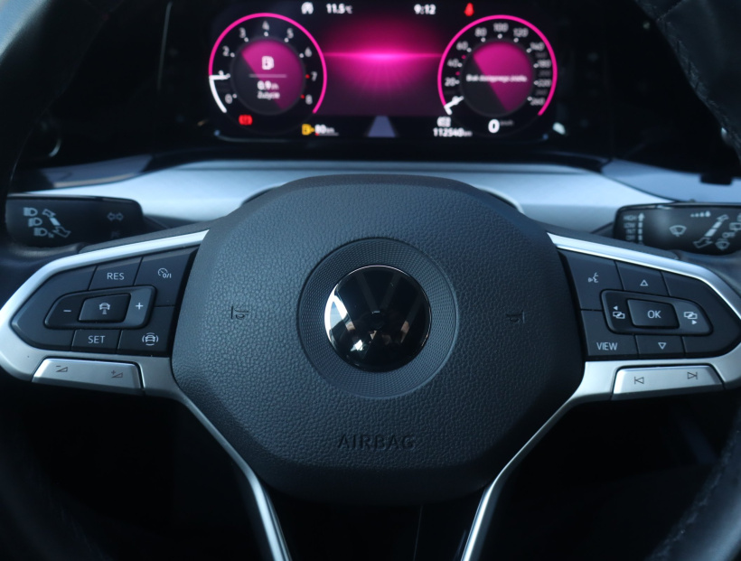 Volkswagen Golf, 2021