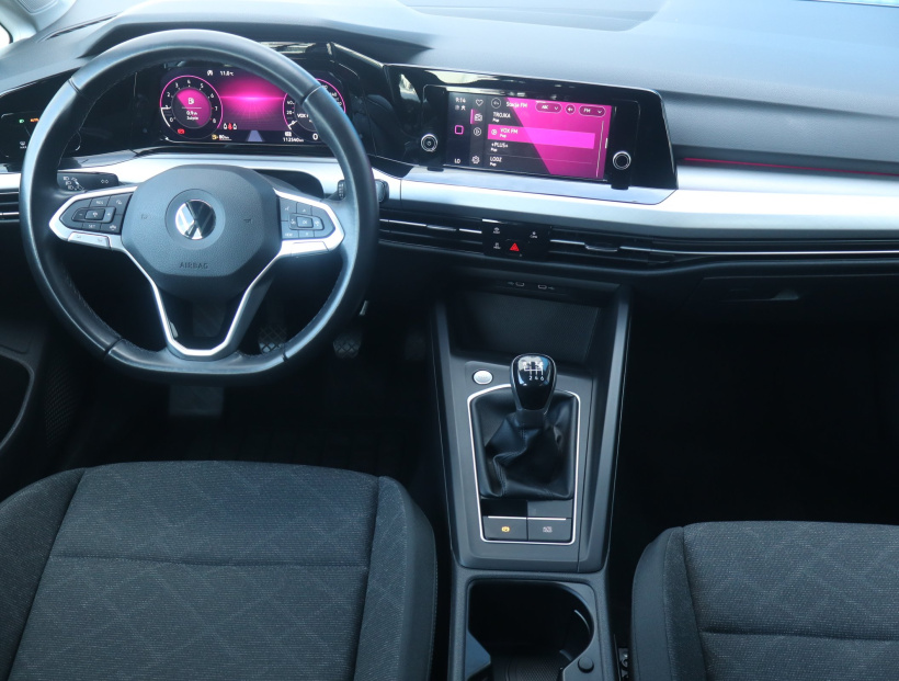 Volkswagen Golf, 2021