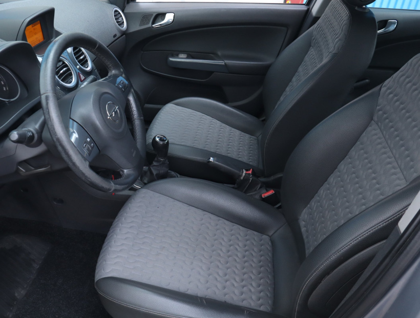 Opel Corsa, 2011