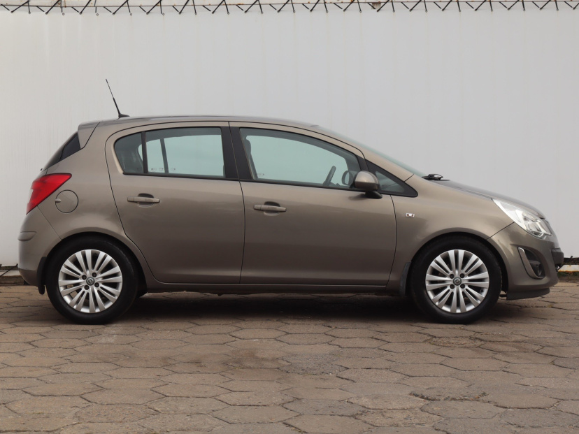 Opel Corsa, 2011