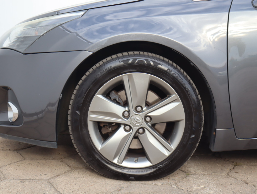 Toyota Avensis, 2014