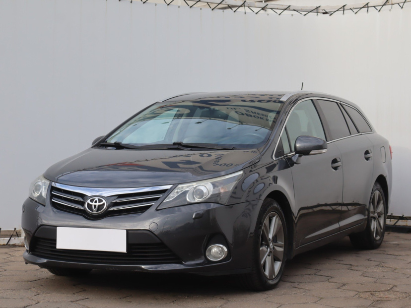 Toyota Avensis, 2014