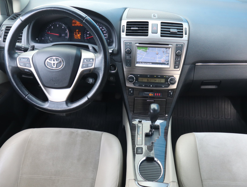 Toyota Avensis, 2014