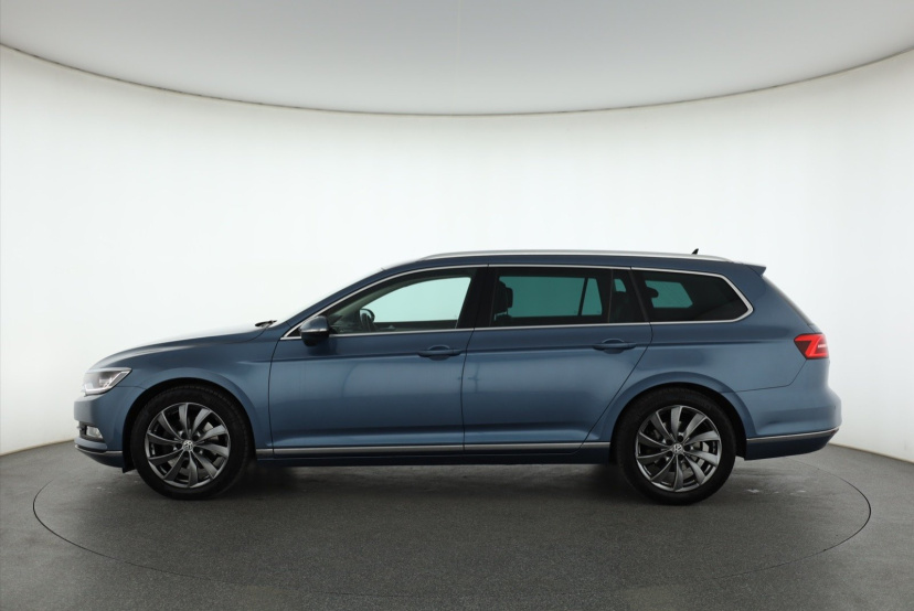 Volkswagen Passat, 2015