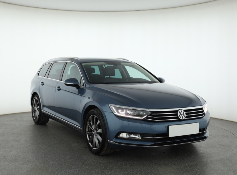 Volkswagen Passat, 2015
