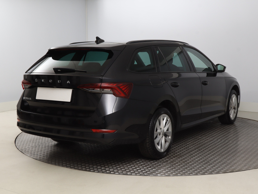 Škoda Octavia, 2021