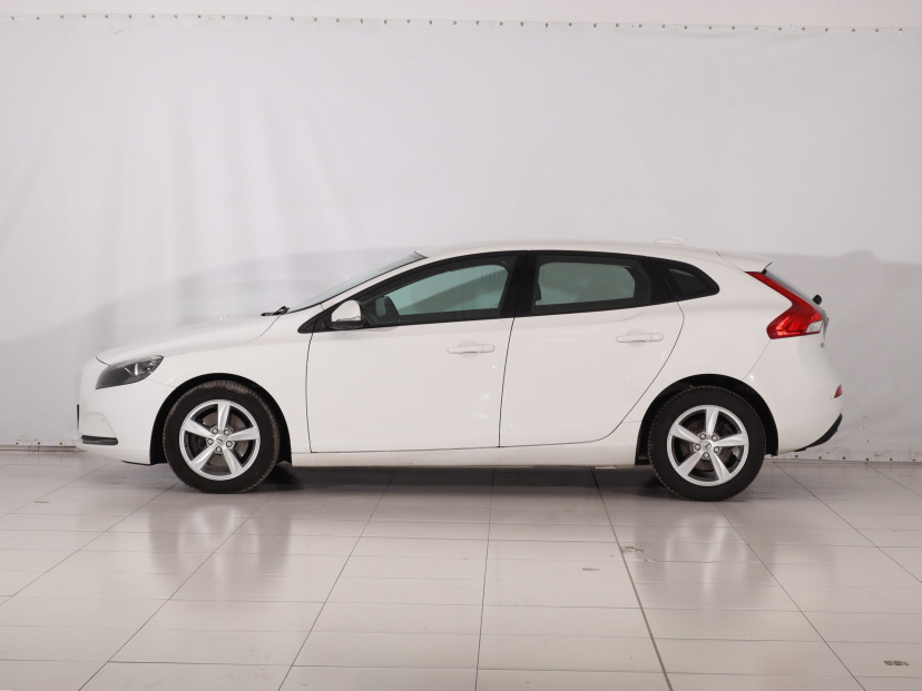 Volvo V40, 2017