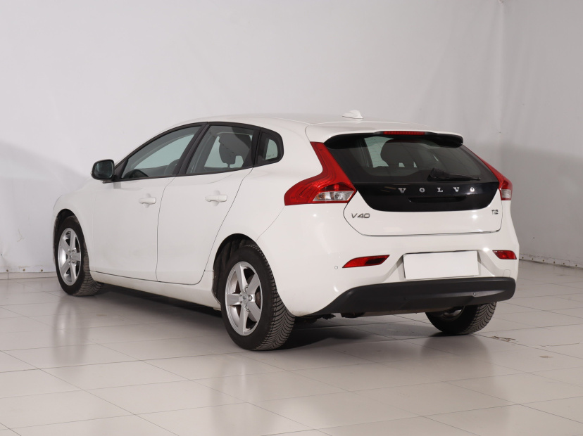Volvo V40, 2017