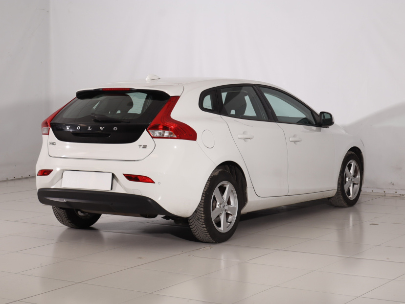 Volvo V40, 2017