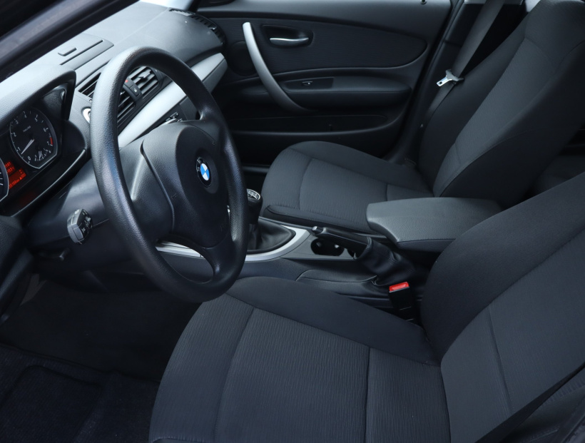 BMW 1, 2009