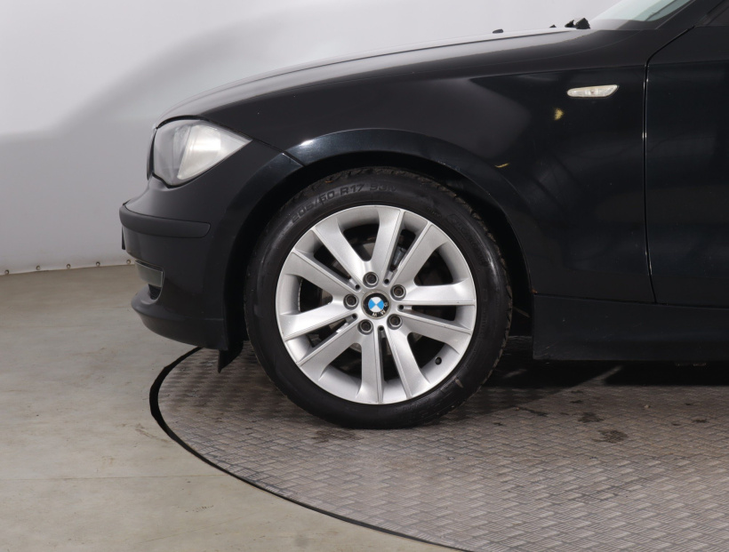 BMW 1, 2009