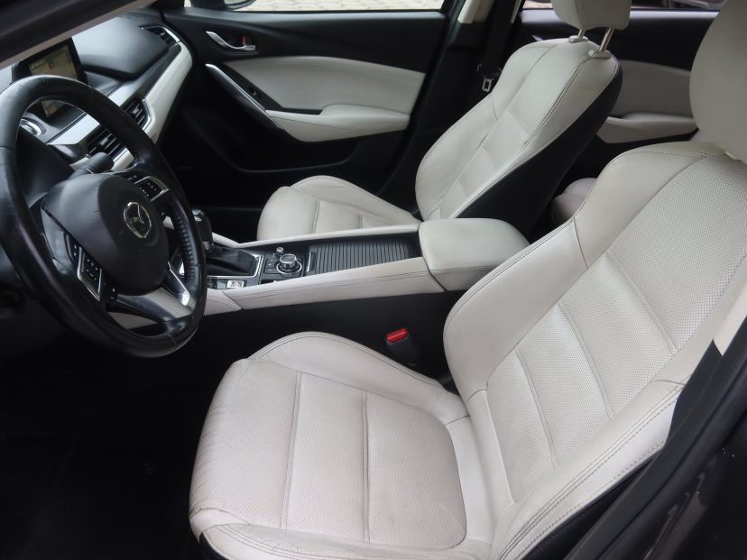 Mazda 6, 2016