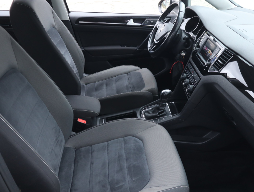 Volkswagen Golf Sportsvan, 2016
