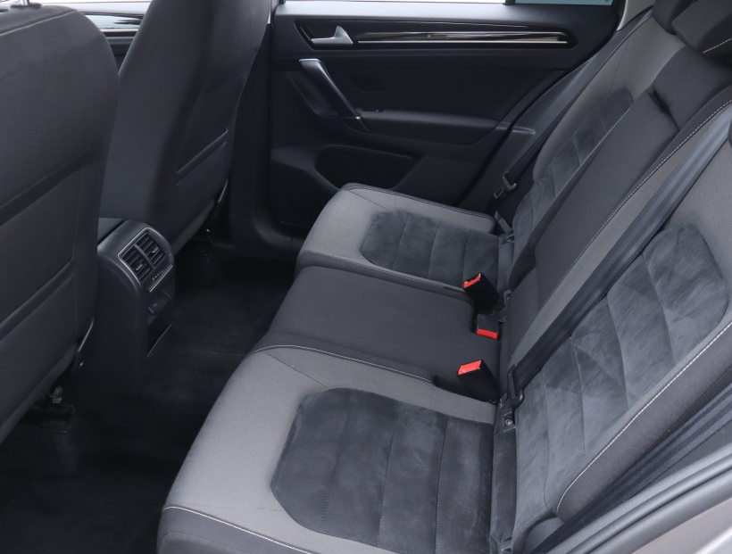 Volkswagen Golf Sportsvan, 2016