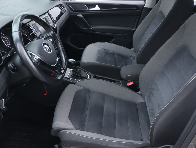 Volkswagen Golf Sportsvan, 2016