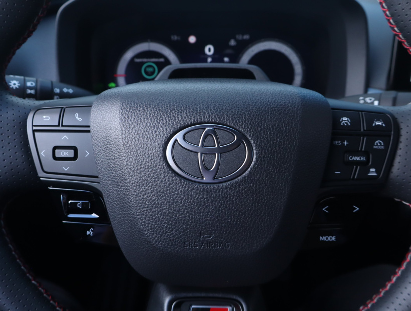 Toyota C-HR, 2024