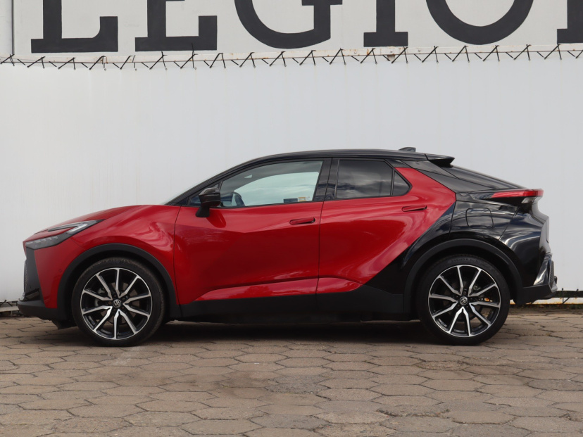 Toyota C-HR, 2024