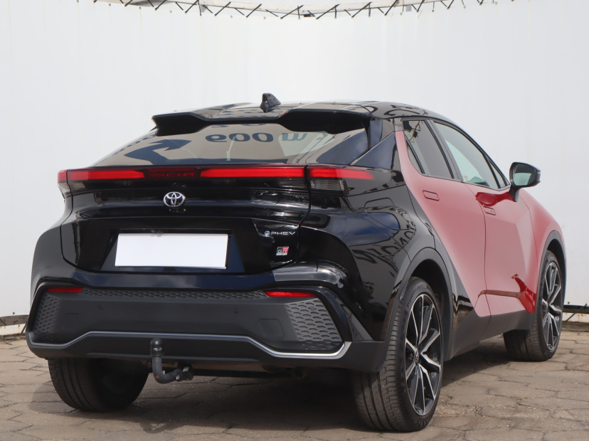 Toyota C-HR, 2024