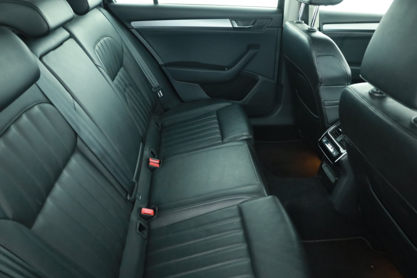 Škoda Superb, 2016
