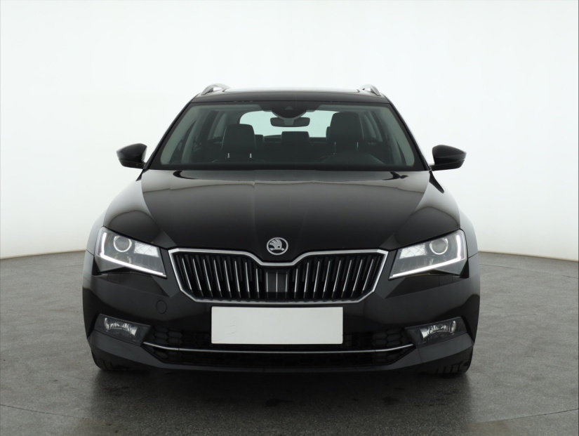 Škoda Superb, 2016